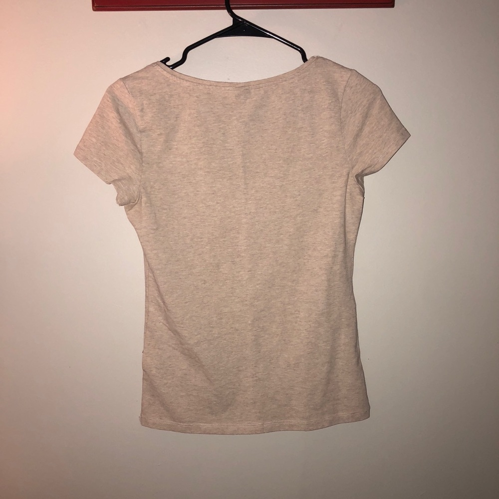 H&M Tee - Picture 3 of 3